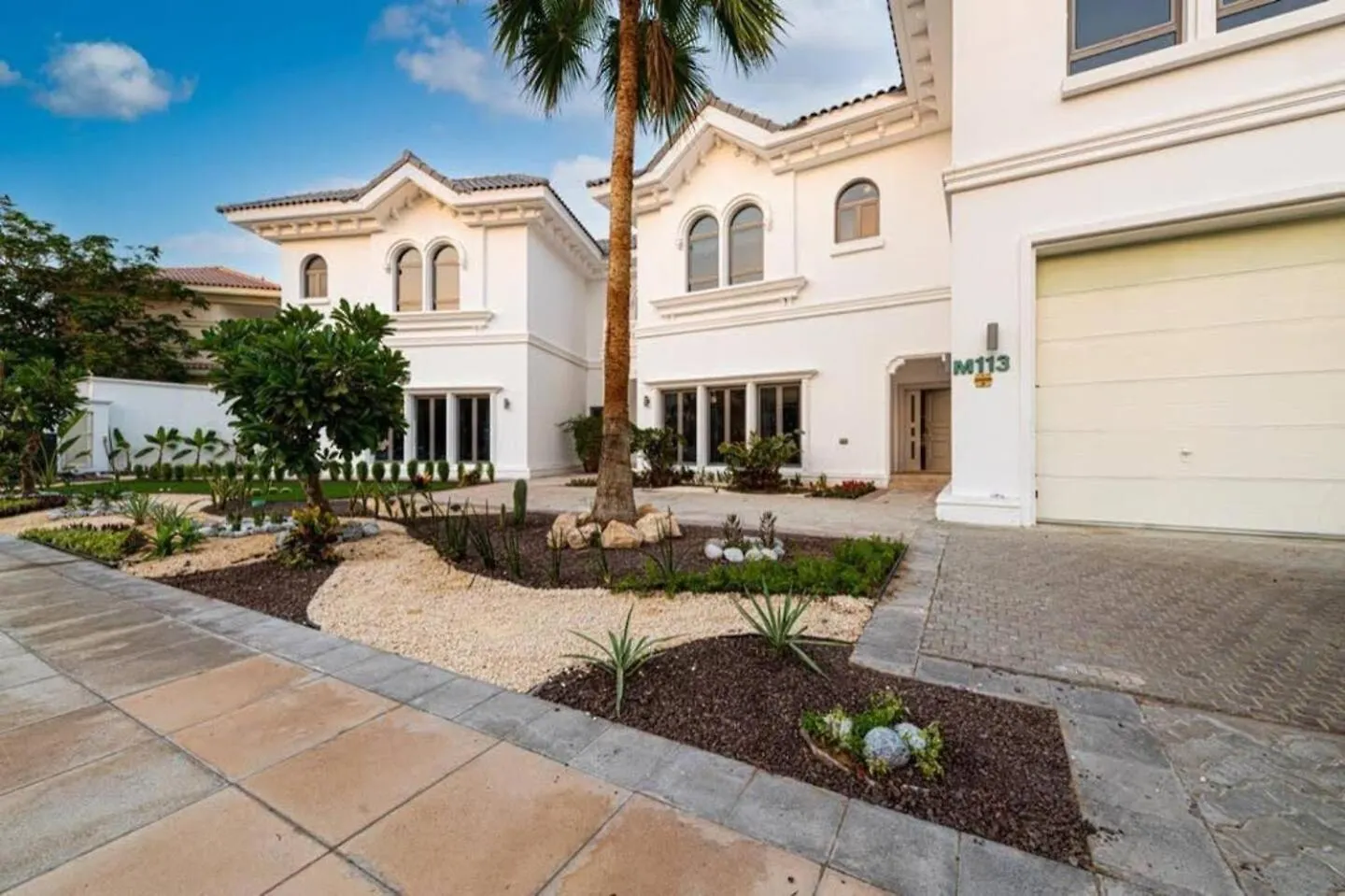 Contemporary Spanish Style Beachfront Villa In Palm Jumeirah Dubai United Arab Emirates