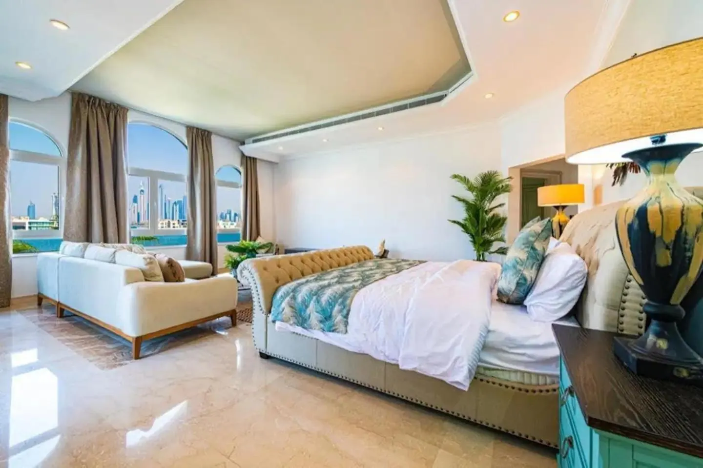 Contemporary Spanish Style Beachfront Villa In Palm Jumeirah Dubai